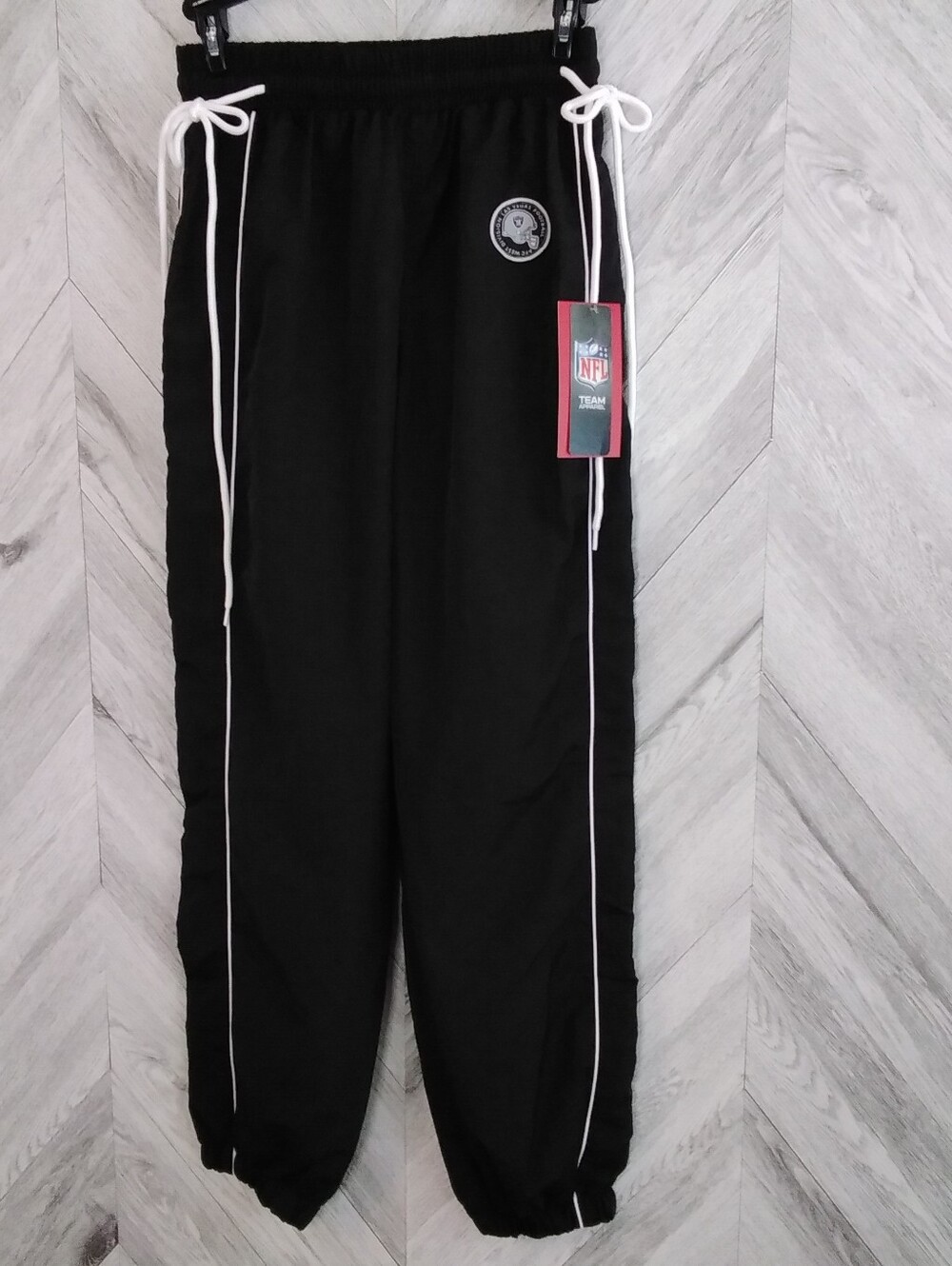 Forever 21 "NFL Las Vegas Raiders" Team Apparel Pants Sz: M Women's Black/White